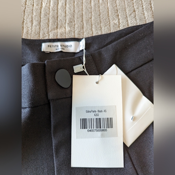 Petite Studio Pleated Straight Leg Pants - Picture 4 of 4